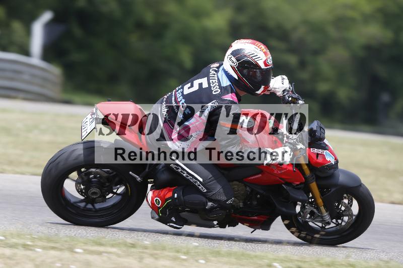 /30 23.06.2025 Get Faster Caremotion ADR/Rider Academy gruen/13